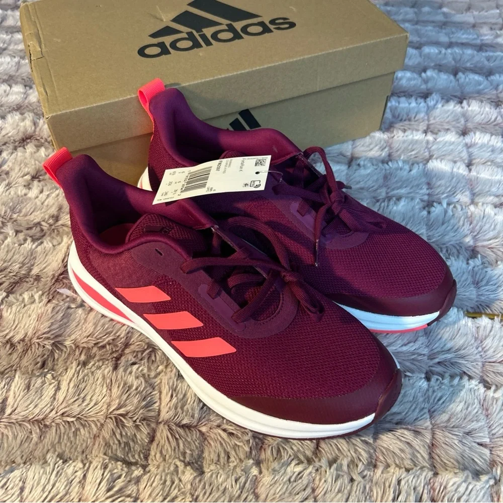 ADIDAS FortaRun kids Sneakers  size 6.5